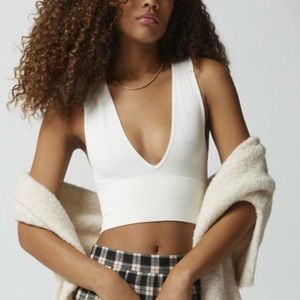 Out from under plunge cream white bra knit crop top size large urban outfitters